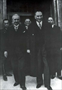 1935 – Başbakan İnönü ile kurultaydan ayrılırken